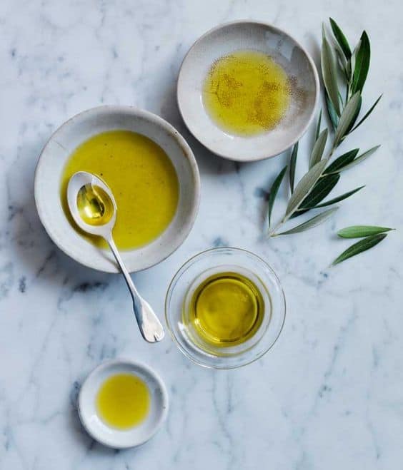 روغن درمانی-خانومی