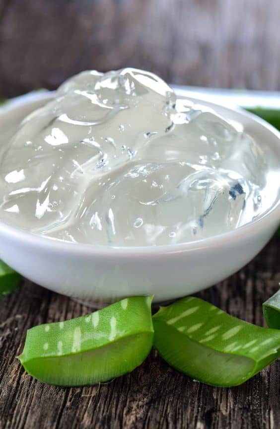 مژه-خانومی