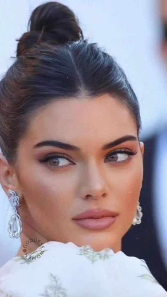 صورت قلبی-خانومی