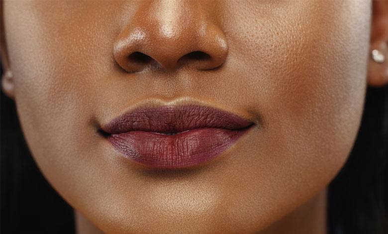 علت و رفع تیرگی لب با روشهای کاربردی و موثر