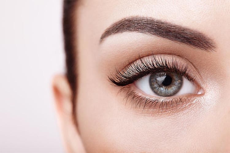 مراقبت بعد از کاشت مژه با رعایت چند نکته ضروری