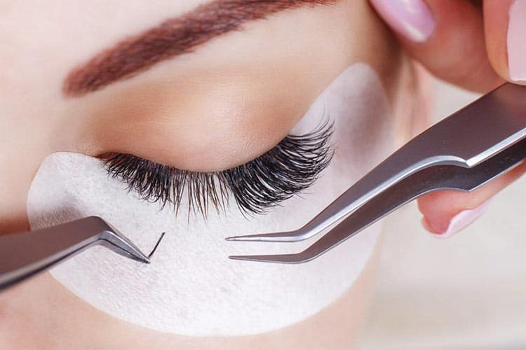 کاشت مژه و مراقبت های بعد از آن