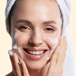 بهترین شویندههای صورت در جشنواره بهارانه با تخفیفهای استثنایی