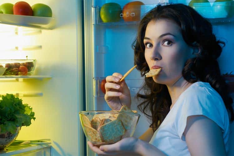 بعد از ترک سیگار این غذاها را بخورید