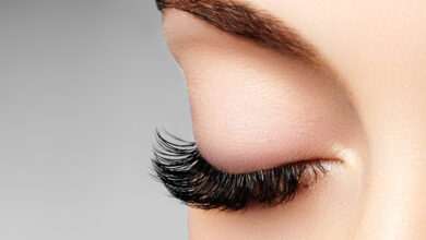 تفاوت اکستنشن مژه و کاشت مژه چیست؟ کدام بهتر است؟