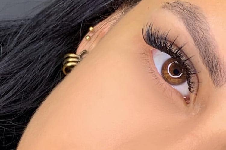 معایب کاشت مژه