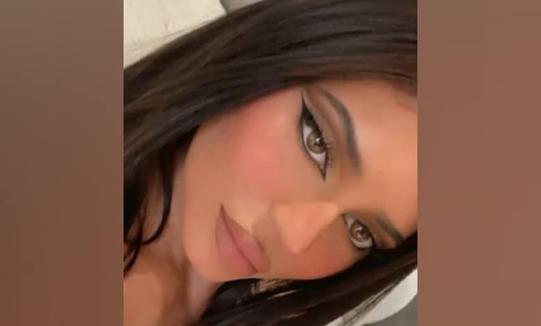 خط چشم مدل کایلی جنر