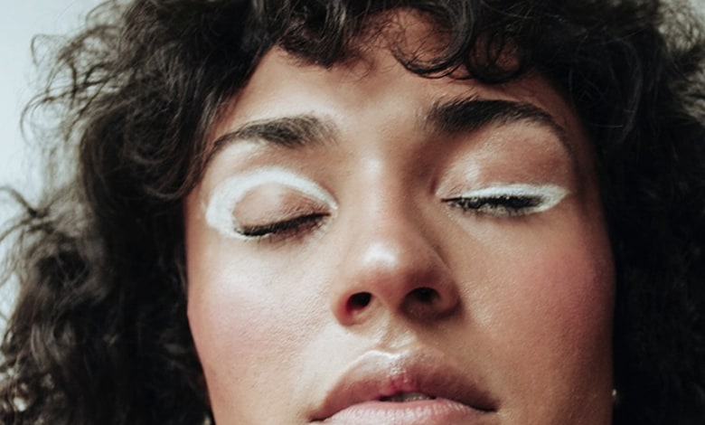 خط چشم هندسی و گرافیکی