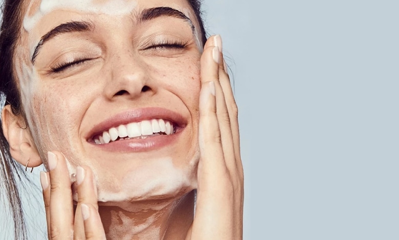 بهترین فوم شستشوی صورت روشن کننده