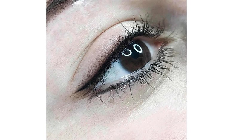 خط چشم سایه‌دار