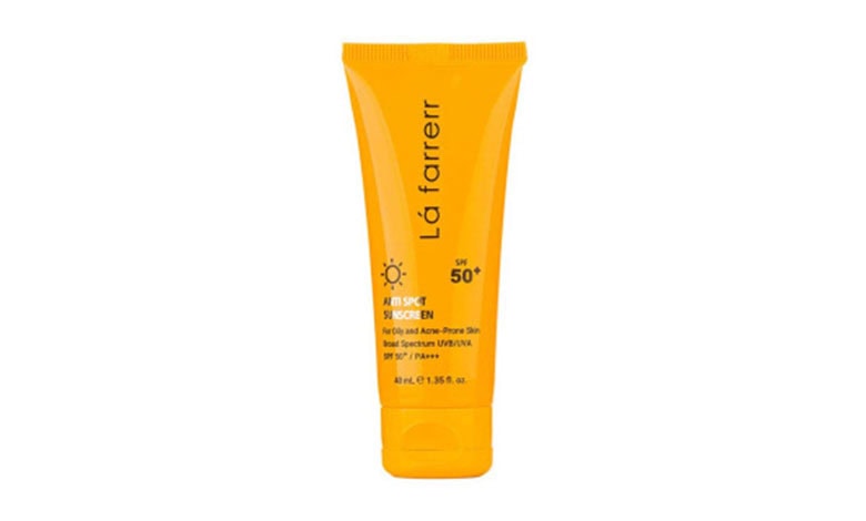 ضدآفتاب بی‌رنگ و ضدلک لافارر مناسب پوست چرب و آکنه‌دار با SPF50