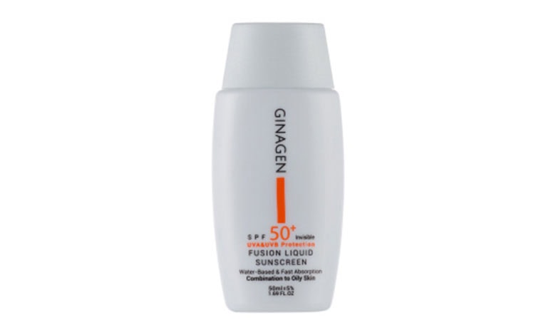 ضدآفتاب بی‌رنگ ژیناژن مدل Fusion Liquid مناسب پوست چرب