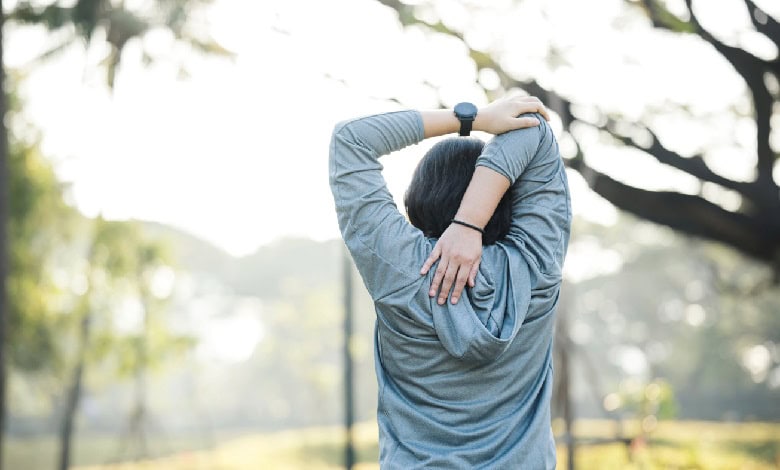 کشش عضله سه سر