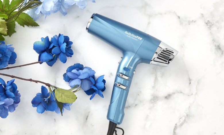 سشوار تیتانیومی؛ از بهترین و باکیفیت‌ترین انواع سشوار