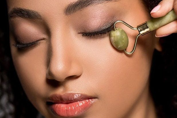 از بین بردن پف زیر چشم