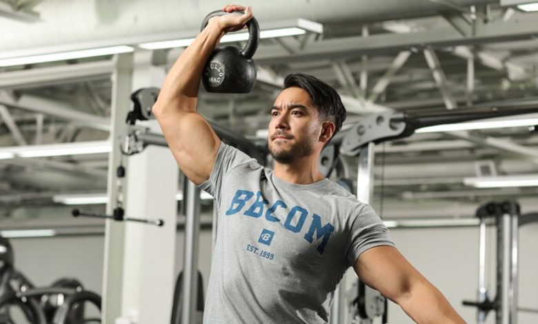 انواع مکمل ها بدنسازی شامل مکمل‌هایی برای افزایش انرژی مانند کافئین و کراتین می‌شود.