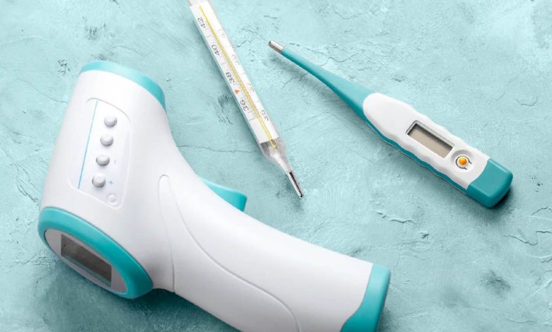 انواع تب سنج؛ فواید و معایب
