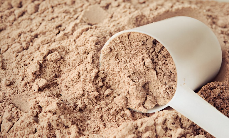 عوارض پروتئین وی برای خانمها