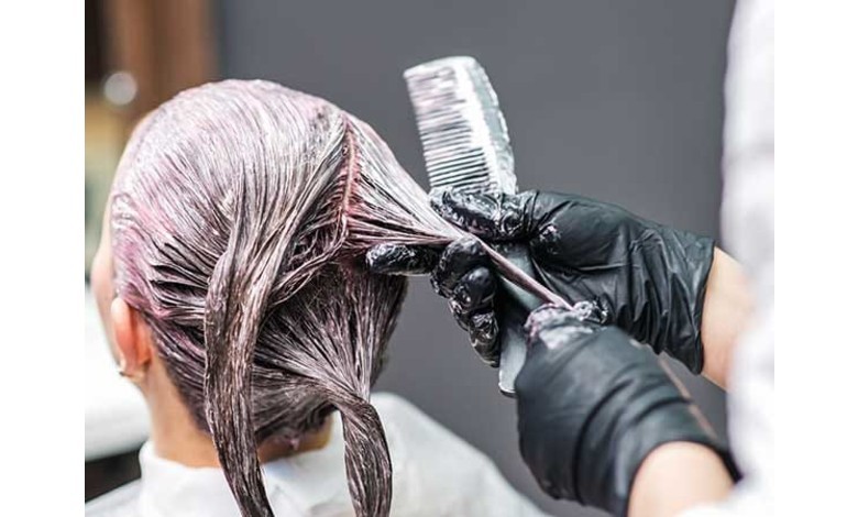 دکلره موی رنگ شده