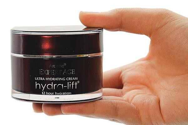 کرم expert age آردن برای چیست؟