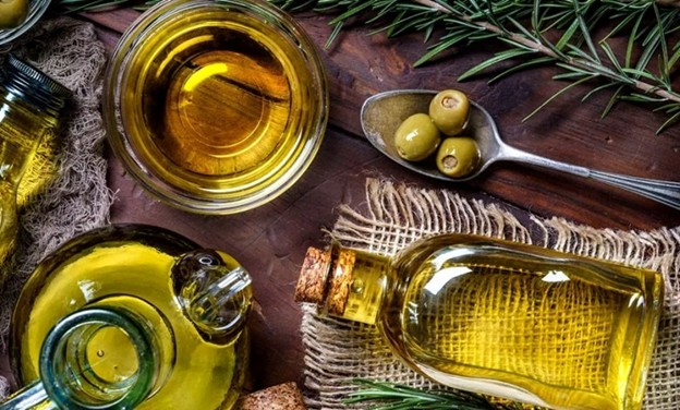 روغن زیتون برای لک صورت