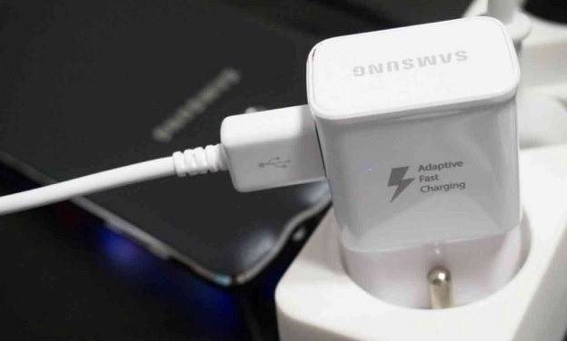 فست شارژ چیست و چه تفاوتی با شارژ معمولی دارد؟