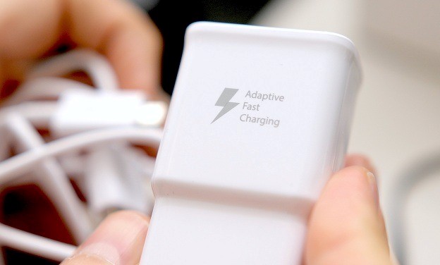 فست شارژ چیست و چه تفاوتی با شارژ معمولی دارد؟