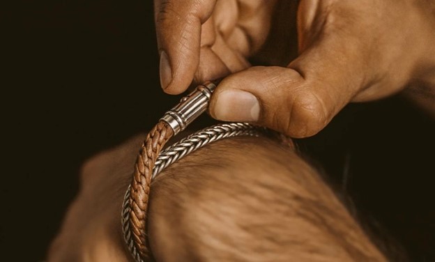 اندازهگیری دستبند