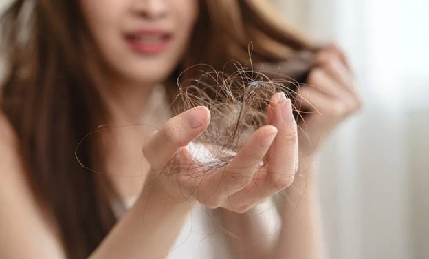 راهنمای استفاده از تونیک ساین اسکالپ برای جلوگیری از ریزش مو