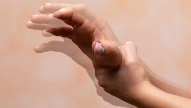 کمبود چه ویتامینی باعث لرزش بدن میشه