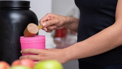 بهترین پروتئین وی برای بانوان، راهنمای انتخاب + نحوه مصرف