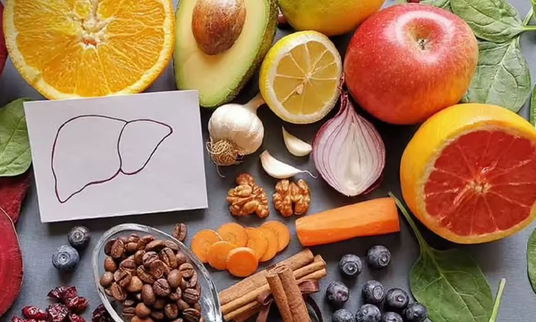 برای کبد چرب چی بخوریم، خوراکیها و نوشیدنی های مفید برای کبد چرب