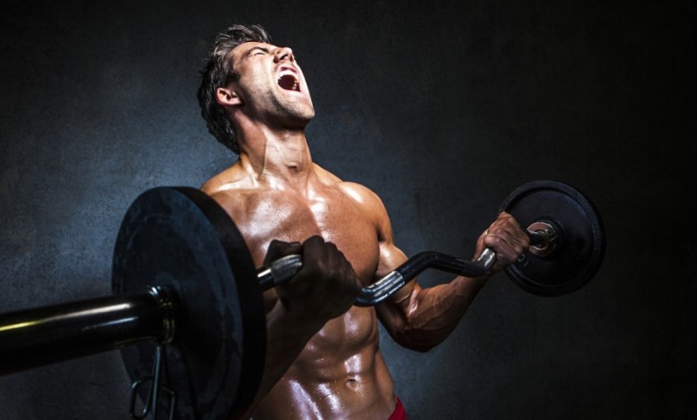 کراتین چیست؟ بررسی کامل فواید کراتین و عوارض آن