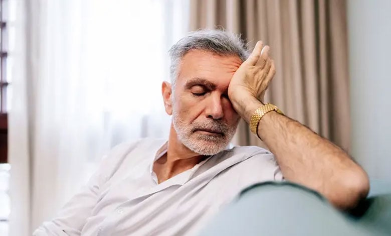 کمبود ویتامین B12 چگونه باعث بیحالی و ضعف بدن میشود؟