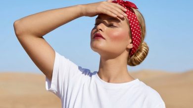 زیر کرم پودر چی بزنیم عرق نکنیم