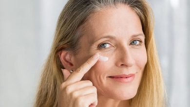 بهترین کرم دور چشم بالای 50 سال
