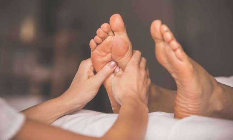 فواید ماساژ کف پا